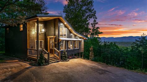 Magicsl sunset cabin